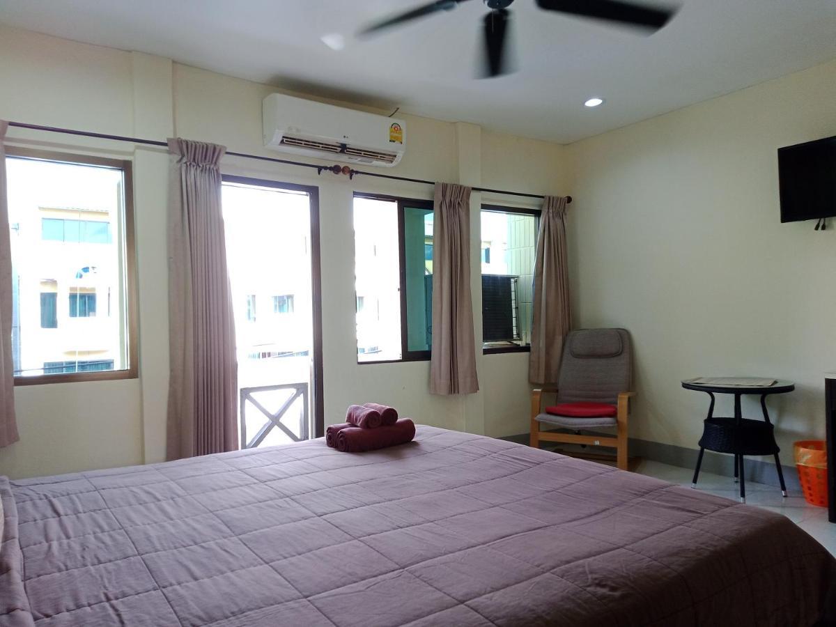 Living Room Guesthouse & Cafe Bar Karon Exterior foto